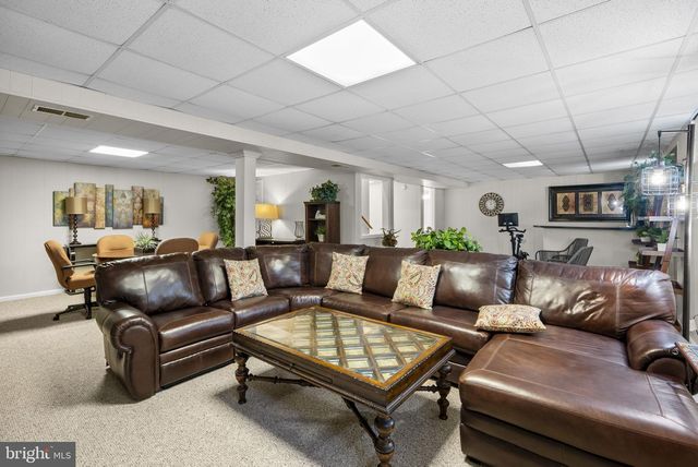 221 SURREY CIRCLE DR S, Fort Washington, MD 20744