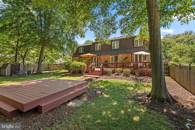 221 SURREY CIRCLE DR S, Fort Washington, MD 20744