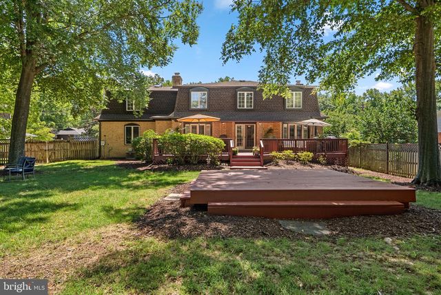 221 SURREY CIRCLE DR S, Fort Washington, MD 20744