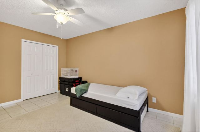 10659 Greentrail Drive S, Boynton Beach, FL 33436