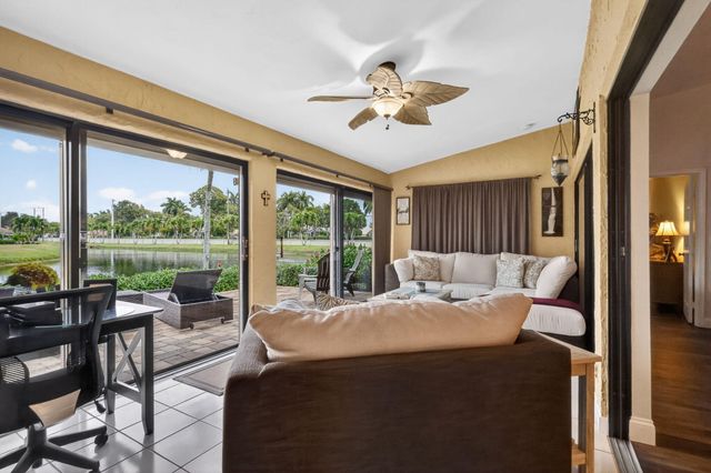 10659 Greentrail Drive S, Boynton Beach, FL 33436