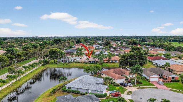 10659 Greentrail Drive S, Boynton Beach, FL 33436