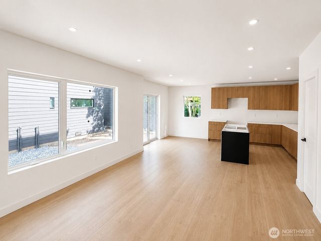 4909 SW Canada Drive, Seattle, WA 98136