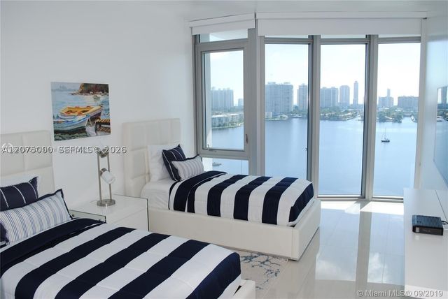 17301 Biscayne Blvd 1211, North Miami Beach, FL 33160