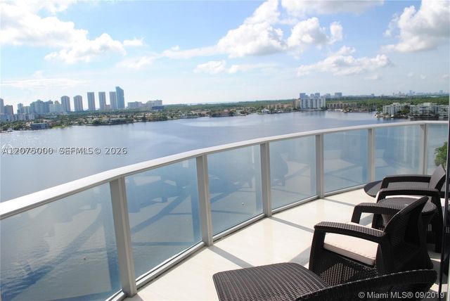 17301 Biscayne Blvd 1211, North Miami Beach, FL 33160