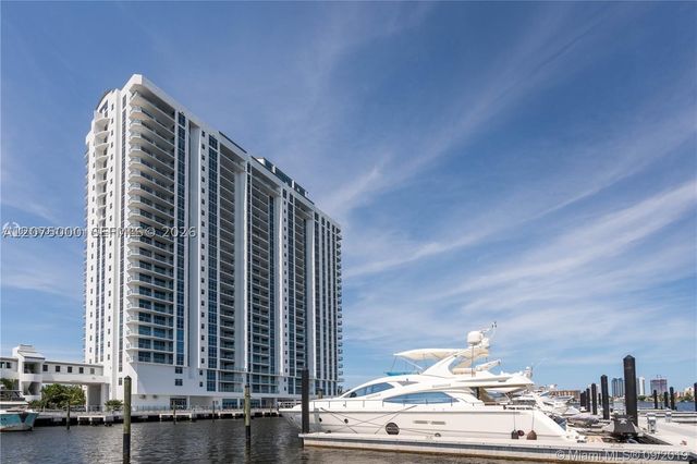 17301 Biscayne Blvd 1211, North Miami Beach, FL 33160