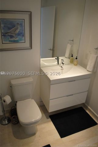 17301 Biscayne Blvd 1211, North Miami Beach, FL 33160