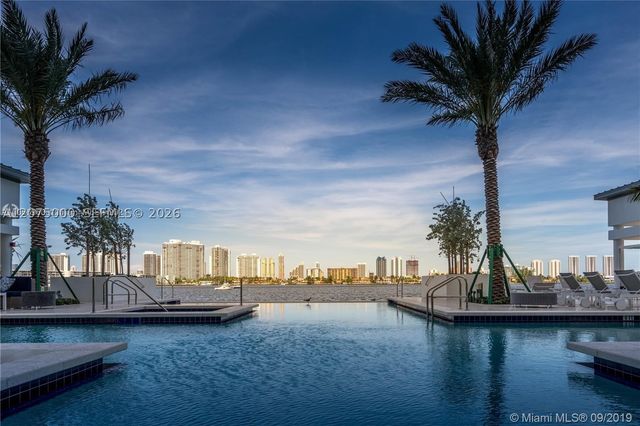 17301 Biscayne Blvd 1211, North Miami Beach, FL 33160