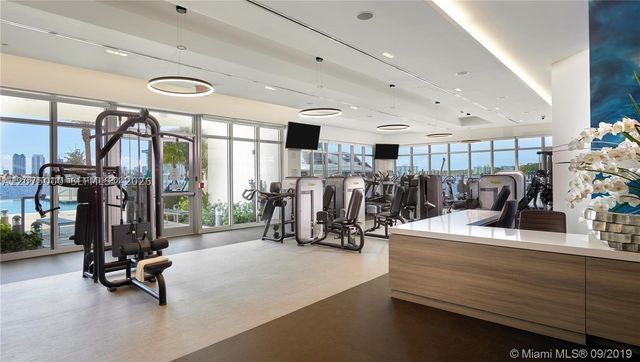 17301 Biscayne Blvd 1211, North Miami Beach, FL 33160