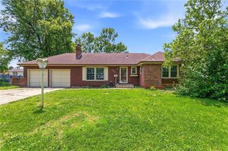 10605 E 79th Street, Raytown, MO 64138