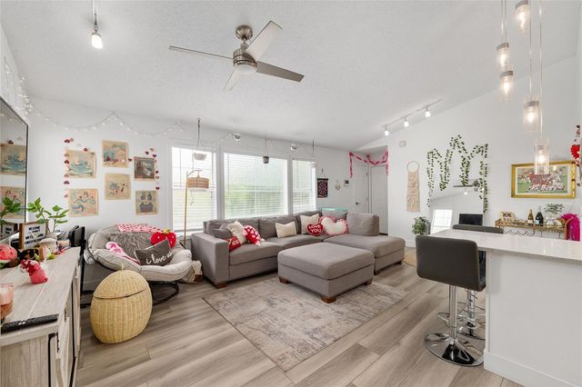 2601 SW ARCHER ROAD J339, Gainesville, FL 32608