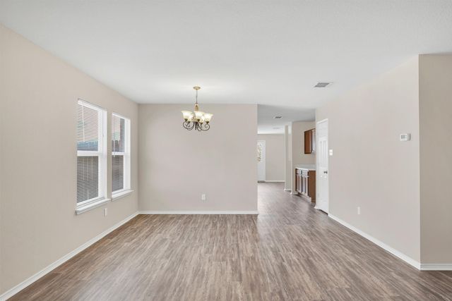 321 Silver Lake Trail, Fort Worth, TX 76140