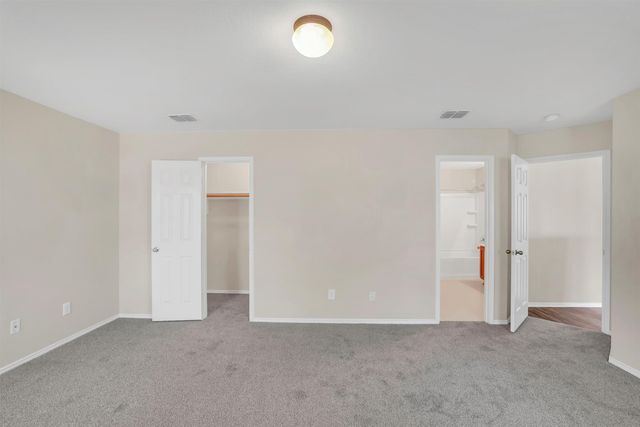 321 Silver Lake Trail, Fort Worth, TX 76140