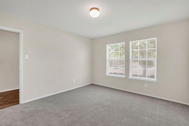 321 Silver Lake Trail, Fort Worth, TX 76140