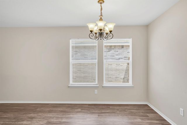 321 Silver Lake Trail, Fort Worth, TX 76140