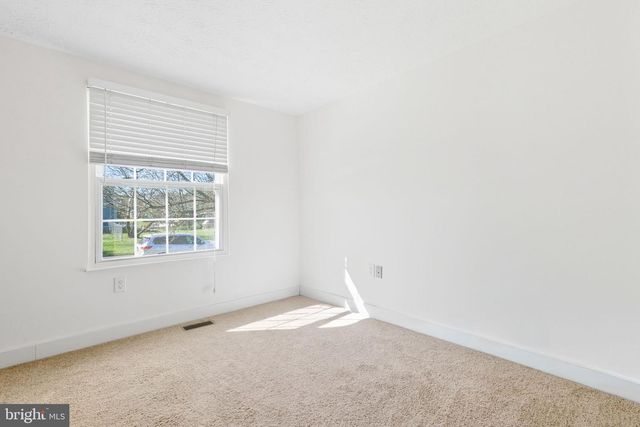 2254 SANDALWOOD DR, Waldorf, MD 20601