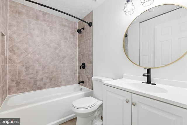 2254 SANDALWOOD DR, Waldorf, MD 20601