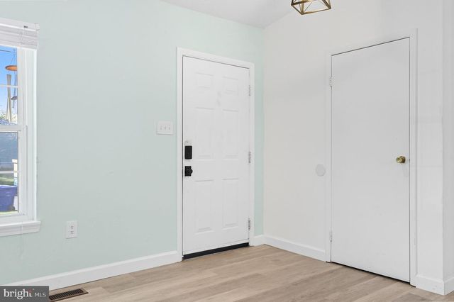 2254 SANDALWOOD DR, Waldorf, MD 20601