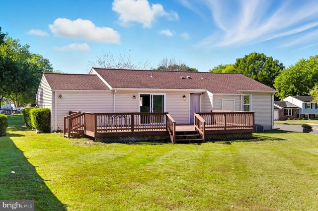 2254 SANDALWOOD DR, Waldorf, MD 20601