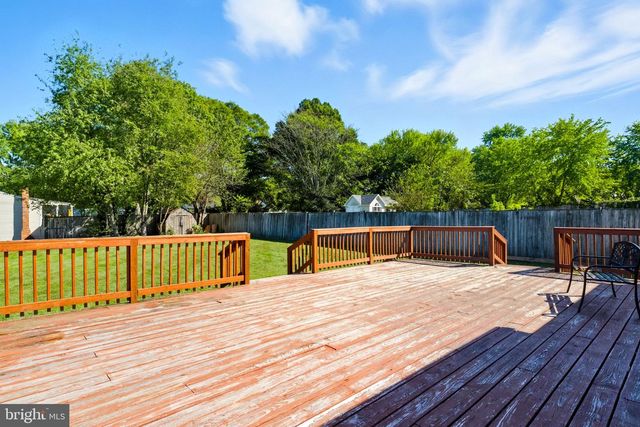2254 SANDALWOOD DR, Waldorf, MD 20601