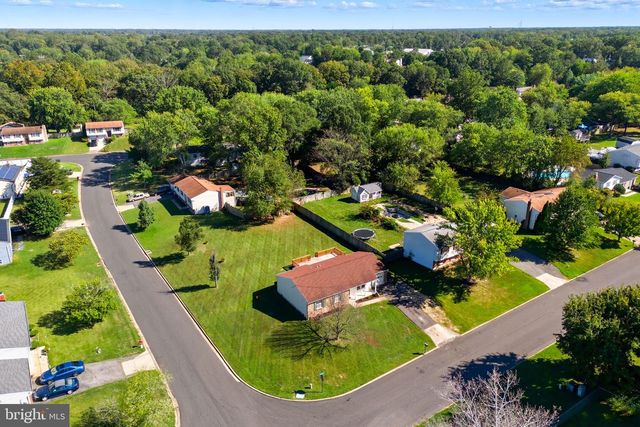 2254 SANDALWOOD DR, Waldorf, MD 20601