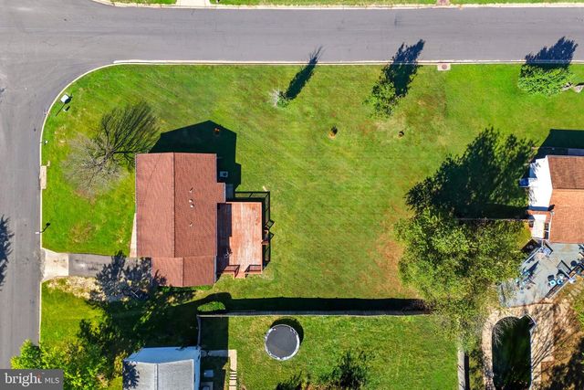 2254 SANDALWOOD DR, Waldorf, MD 20601