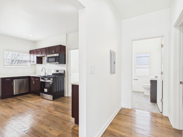 398 W Lincoln Highway 4, Chicago Heights, IL 60411