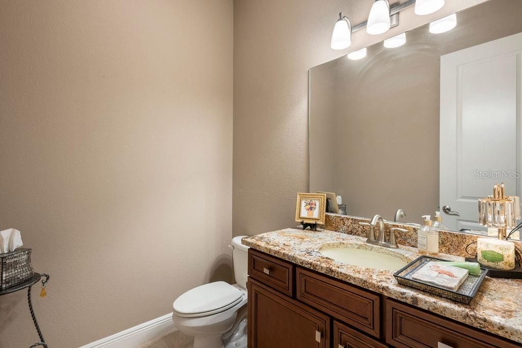 Image 33 of property listing at 11832 WATERSTONE LOOP DRIVE, Windermere, FL 34786
