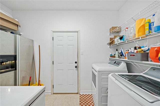 150 Lakeview Loop, Daphne, AL 36526