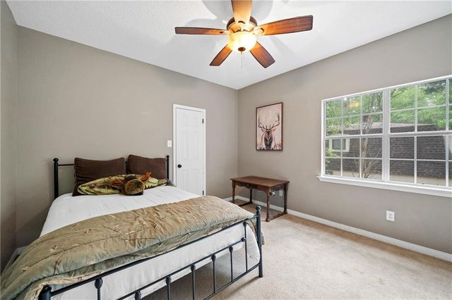 150 Lakeview Loop, Daphne, AL 36526