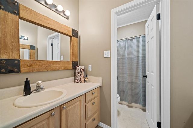 150 Lakeview Loop, Daphne, AL 36526