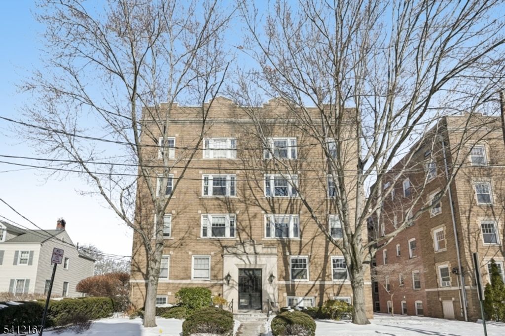 55 Park Ave 33, Bloomfield Twp., NJ 07003