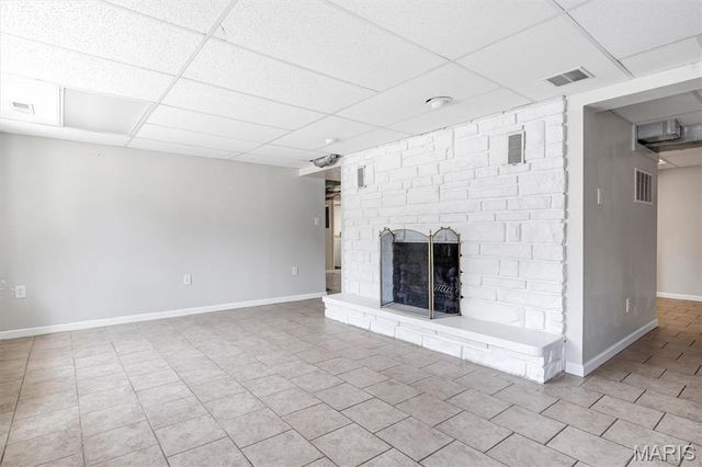 2948 Yaeger Road, St Louis, MO 63129