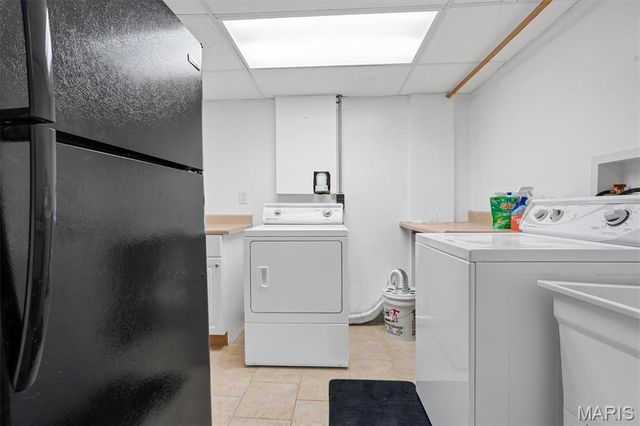 2948 Yaeger Road, St Louis, MO 63129