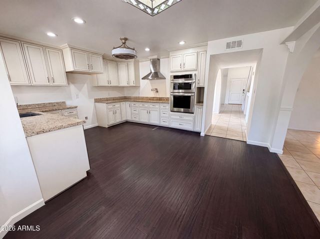 2608 S MOLLERA --, Mesa, AZ 85210