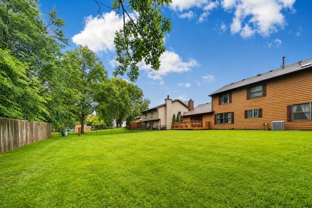 1648 Brentford Drive, Naperville, IL 60563