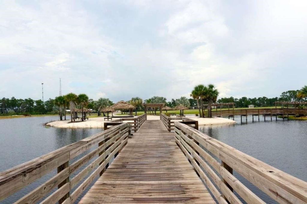 Image 9 of property listing at 96 CR-630 E, Lake Wales, FL 33898