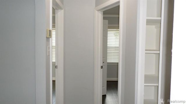 22463 Nevada Avenue, Eastpointe, MI 48021