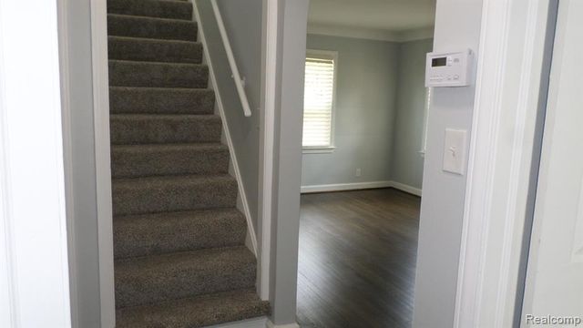 22463 Nevada Avenue, Eastpointe, MI 48021