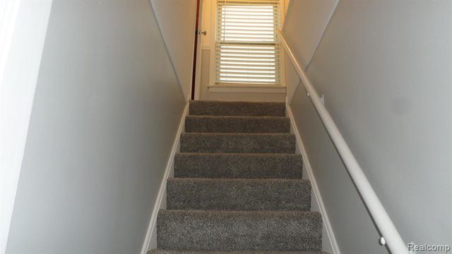 22463 Nevada Avenue, Eastpointe, MI 48021