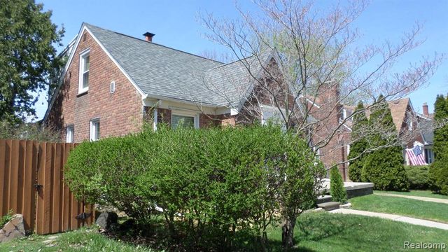 22463 Nevada Avenue, Eastpointe, MI 48021