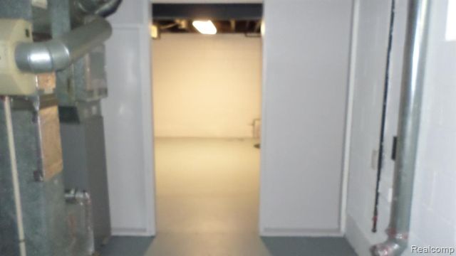 22463 Nevada Avenue, Eastpointe, MI 48021