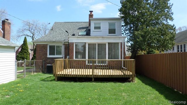 22463 Nevada Avenue, Eastpointe, MI 48021