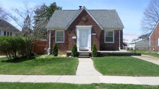 22463 Nevada Avenue, Eastpointe, MI 48021