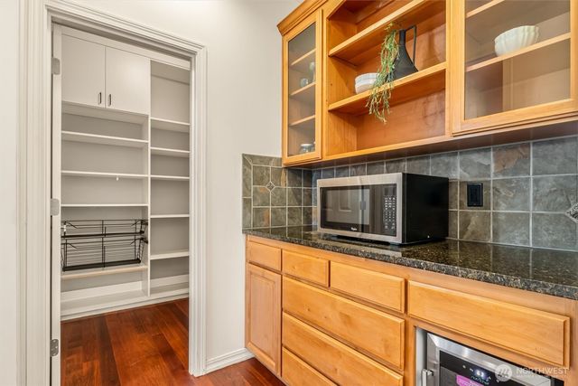 3915 214th Street SE, Bothell, WA 98021