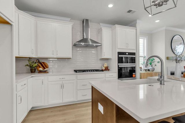 7327 Longtown Drive, Hanahan, SC 29410