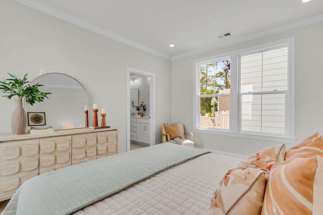 7327 Longtown Drive, Hanahan, SC 29410