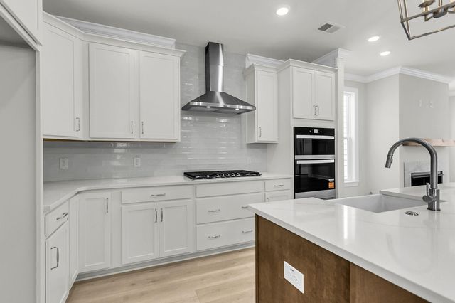 7327 Longtown Drive, Hanahan, SC 29410