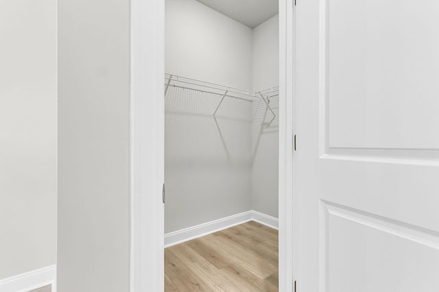 7327 Longtown Drive, Hanahan, SC 29410