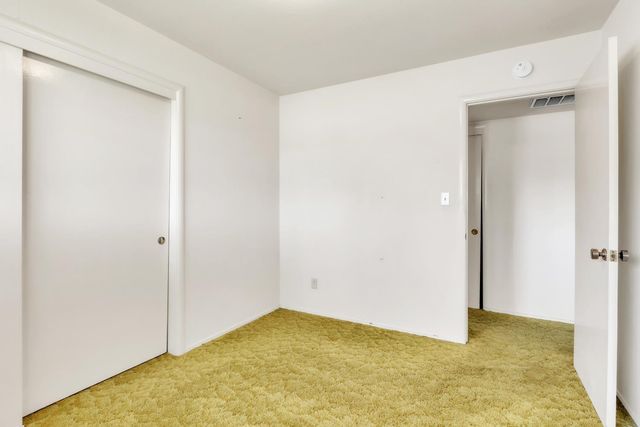 6829 Havenhurst Dr, Sacramento, CA 95831